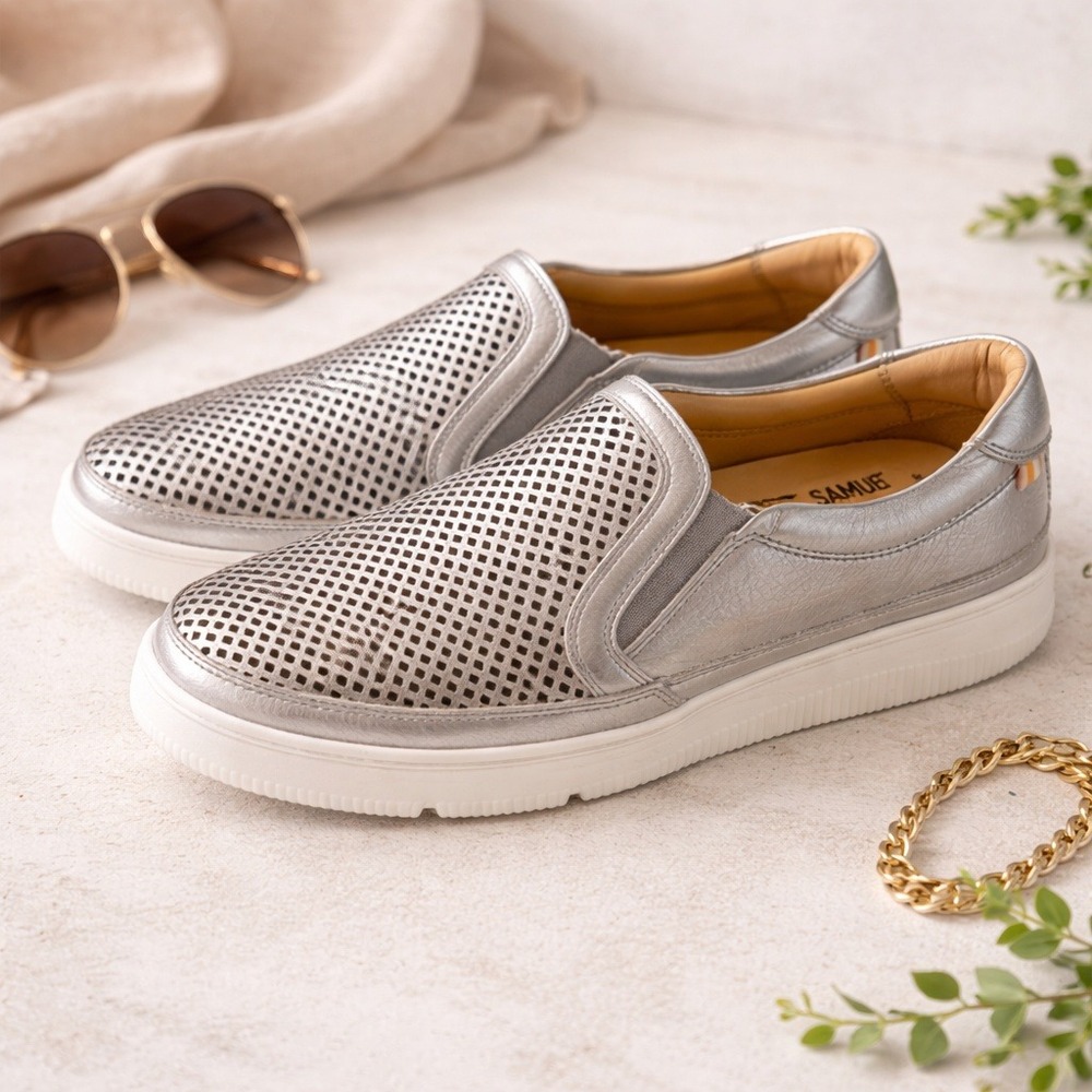 Samuel Hubbard‎ Metallic Silver Leather Slip On 6.5 Comfort Luxury Casual Shoes